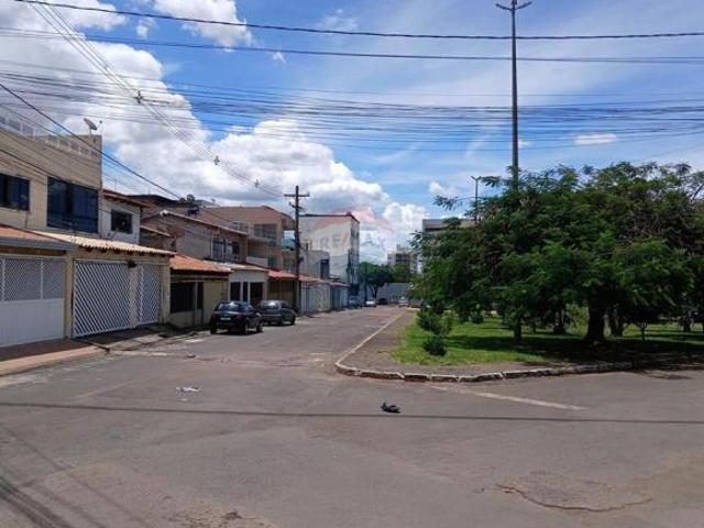 Casa venda em Região Geográfica Imediata do Distrito Federal, Região Integrada de Desenvolvimento do Distrito Federal e Entorno