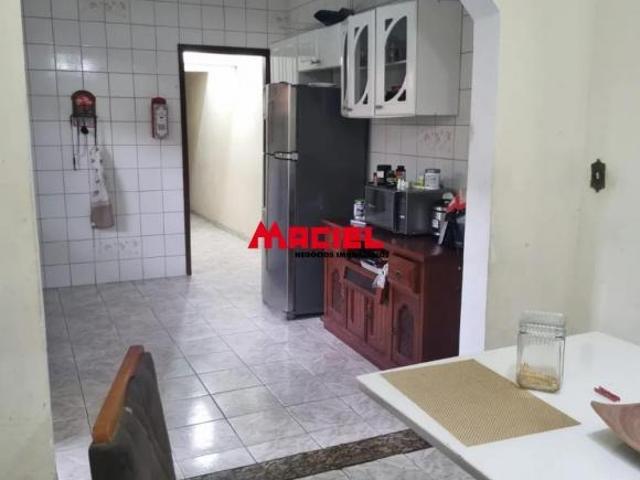Casa venda em Região Imediata de São José dos Campos, Região Metropolitana do Vale do Paraíba e Litoral Norte