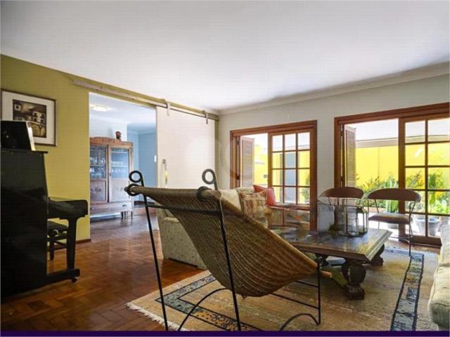 Casa aluguel em Região Imediata de Taubaté-Pindamonhangaba, Região Metropolitana do Vale do Paraíba e Litoral Norte