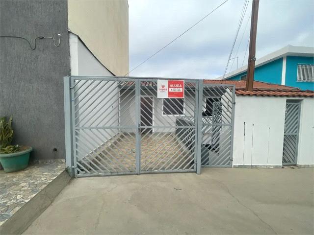 Sobrado aluguel em Vila Gustavo, Biritiba-Mirim