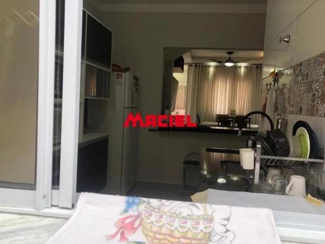 Casa venda em Jardim Califórnia, Caraguatatuba