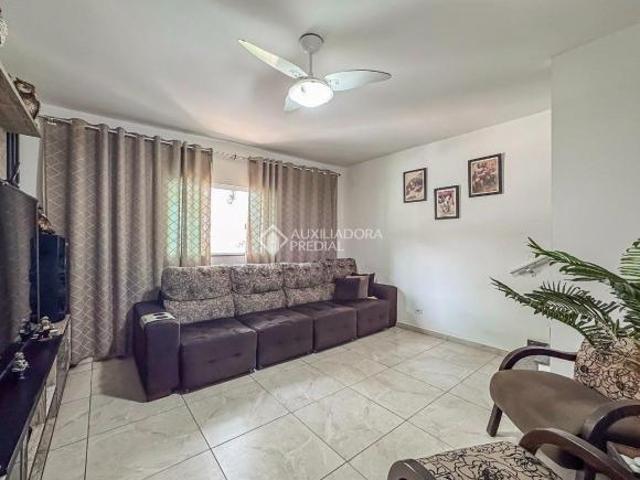 Casa venda em Nova Crixás, Região Geográfica Intermediária de Goiânia