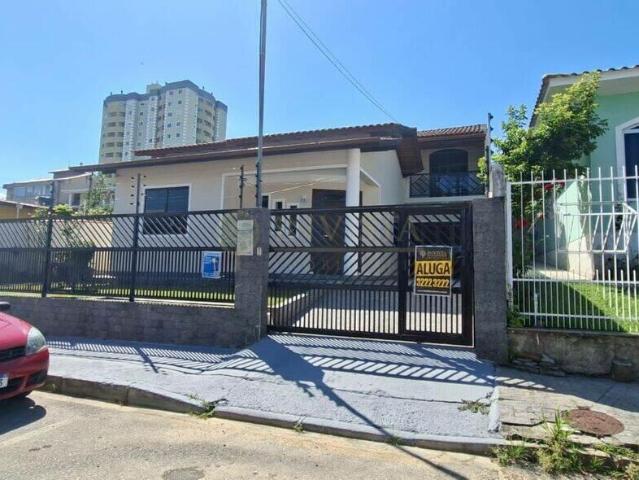 Casa aluguel em Região Geográfica Imediata de Florianópolis, São José