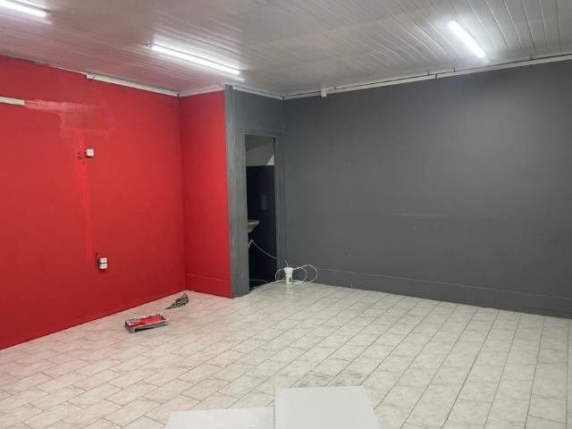Ponto Comercial aluguel em Região Imediata de São Paulo, Região Metropolitana de São Paulo