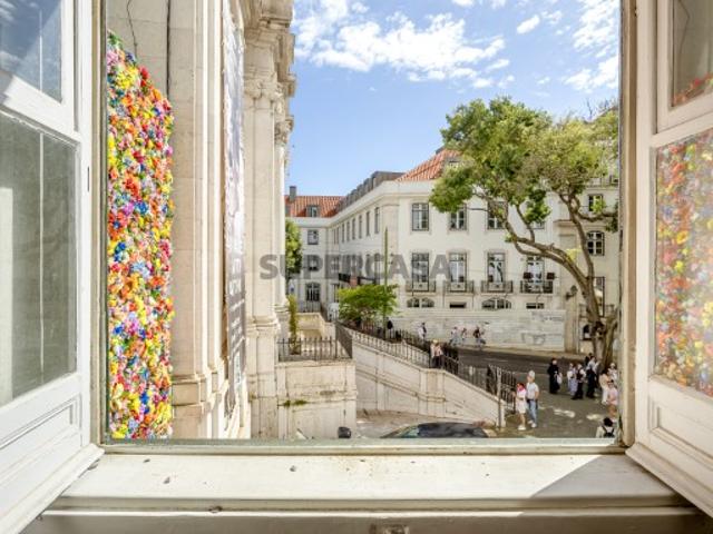 Armazém venda em Lisboa