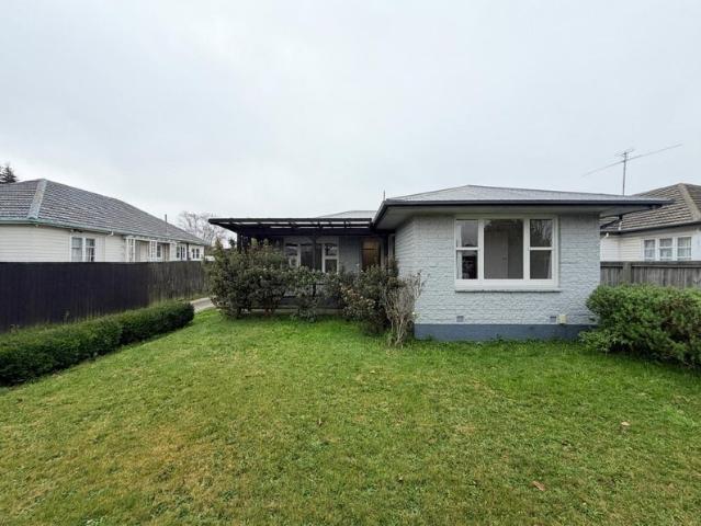 House for rent in Chaslands, Canterbury