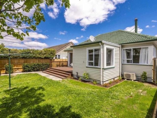 House for rent in Chaslands, Canterbury