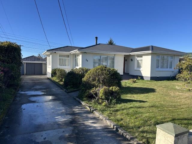 House for rent in Chaslands, Canterbury