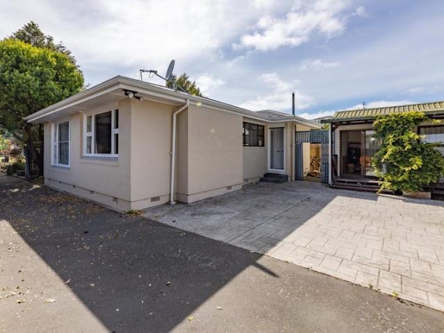 House for rent in Chaslands, Canterbury