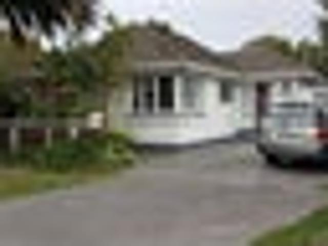House for rent in Chaslands, Canterbury