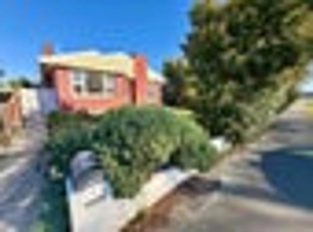 House for rent in Chaslands, Canterbury