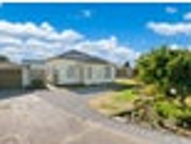 House for rent in Chaslands, Canterbury