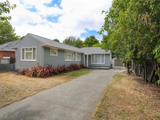 House for rent in Chaslands, Canterbury