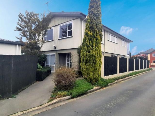 House for rent in Chaslands, Canterbury