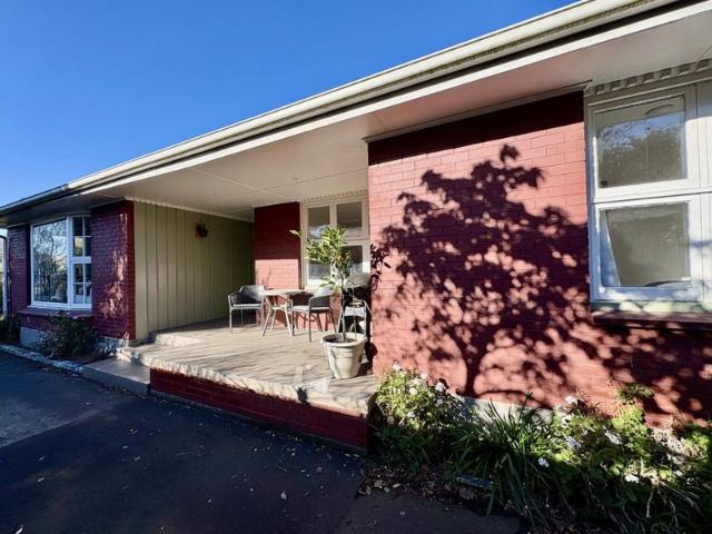 House for rent in Chaslands, Canterbury