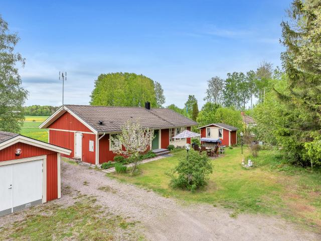 Bostad till salu i Rimbo, Stockholm