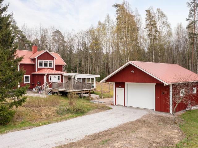 Villa till salu i Örebro