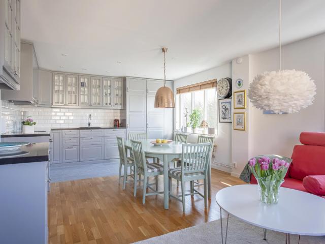 Bostad till salu i Solna, Stockholm