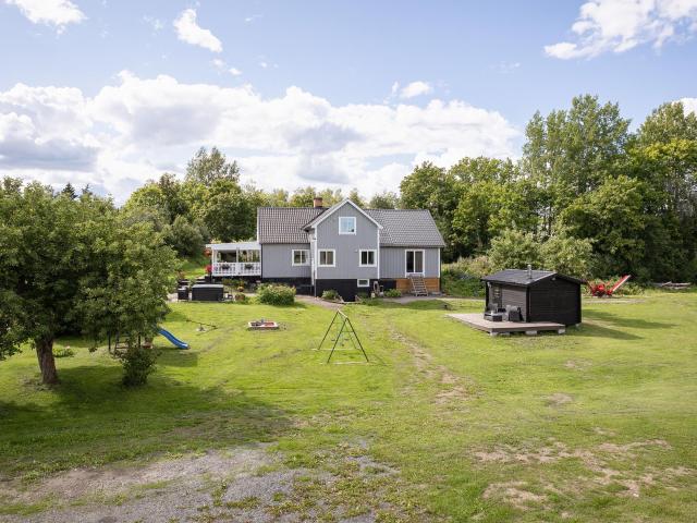 Villa till salu i Gimo, Uppsala