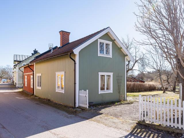 Hus till salu i Östhammar, Uppsala