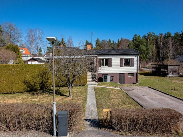 Villa till salu i Hälleforsnäs, Södermanland