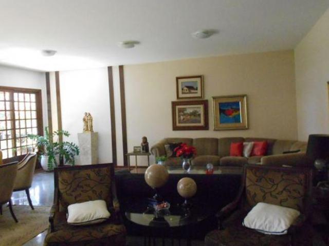 Casa venda em Região Geográfica Imediata de Londrina, Londrina