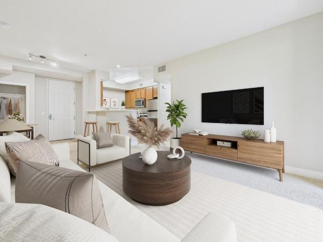 Apartment for rent in Canoga Park, California
