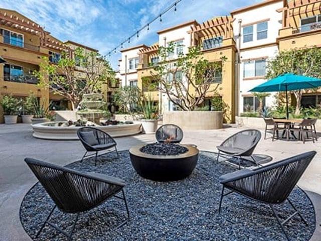Apartment for rent in Chatsworth, Chatsworth Neighborhood Council District