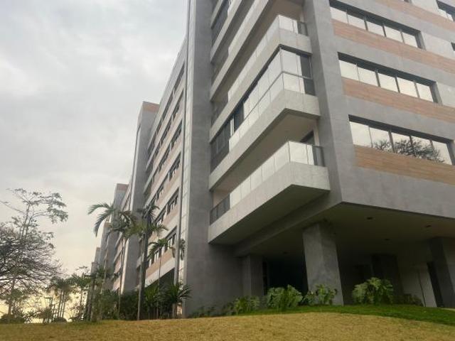 Apartamento venda em Região Geográfica Imediata do Distrito Federal, Região Integrada de Desenvolvimento do Distrito Federal e Entorno