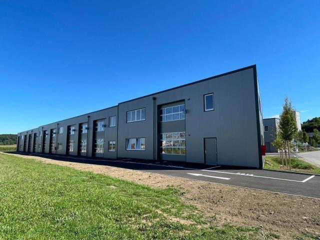 Gewerbe mieten in Regau, Oberösterreich