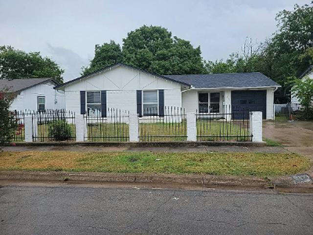House for sale in Dallas, Texas