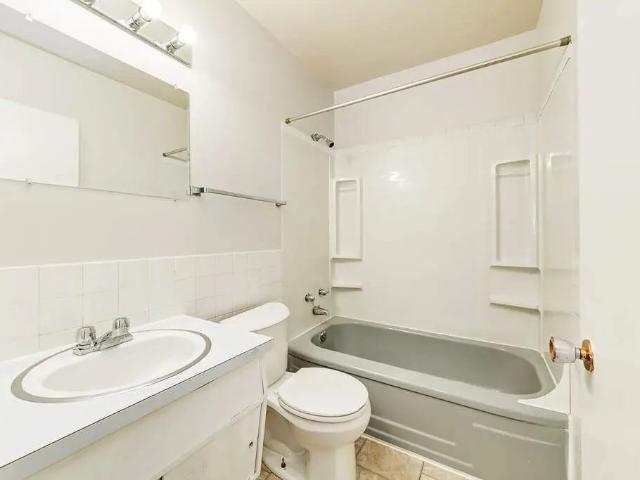 Apartment for rent in Wedgewood, Alberta