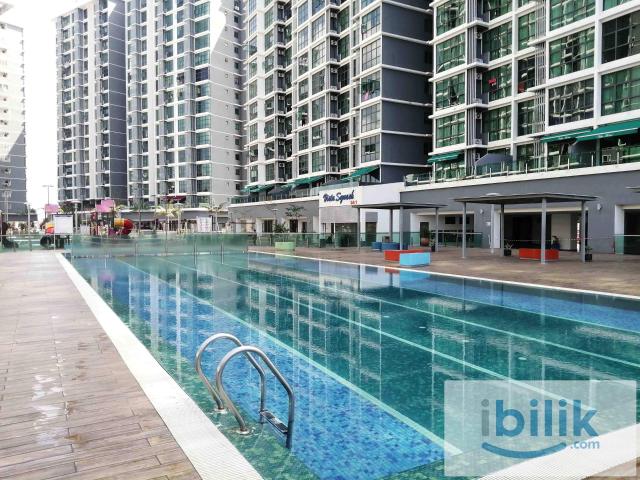 Room for rent in Petaling, Alam Impian