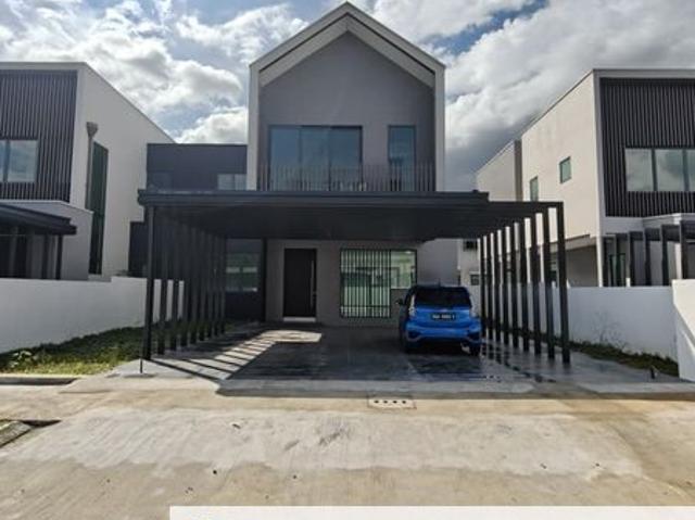 House for sale in Batu Kawah New Township, Kuching