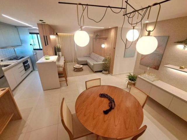 Apartamento venda em Região Geográfica Imediata do Distrito Federal, Região Integrada de Desenvolvimento do Distrito Federal e Entorno