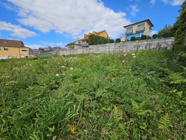 Terreno en venta en O Riomao, Vigo