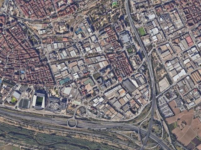 Terreno en alquiler en Cornellà De Llobregat, Riera
