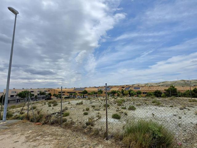 Terreno en venta en Urbanización Amelia, Zaragoza