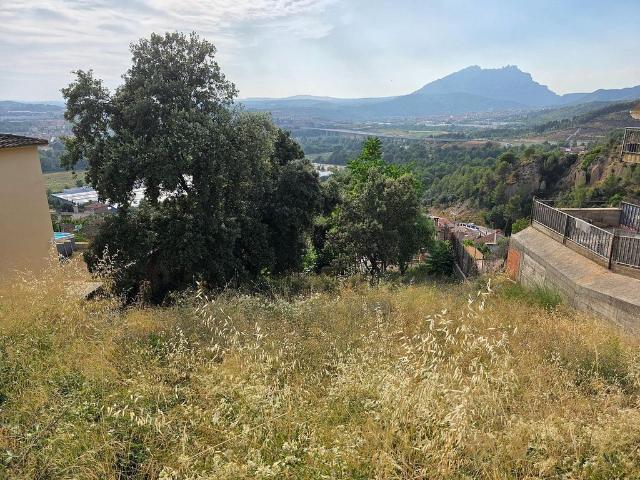 Terreno en venta en Abrera