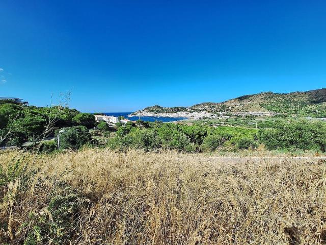 Terreno en venta en Alt Empordà, Catalunya