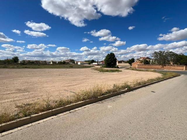 Terreno en venta en La Gineta, Castilla-La Mancha