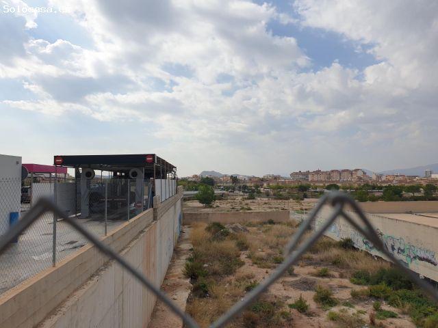 Local Comercial en venta en Centros comerciales, el Vinalopó Mitjà / El Vinalopó Medio