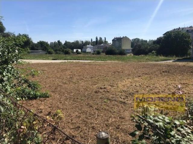 Local Comercial en venta en Sarria