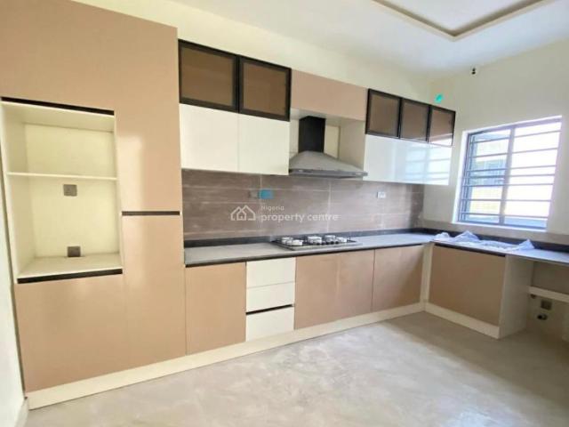 Detached house for rent in Eti Osa, Abuja