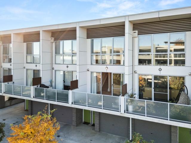 Property for sale in Amaroo, Australian Capital Territory
