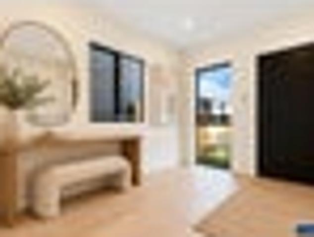 House for sale in Coast Garden, Upper Harbour