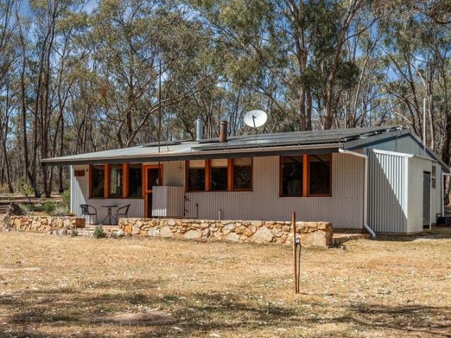 Cottage for sale in Redcastle, Victoria