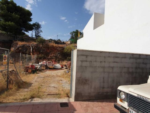 Terreno en venta en Yunquera