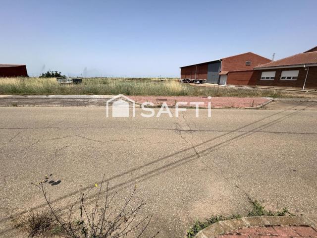 Terreno en venta en Pobladura De Pelayo García, Castilla y León