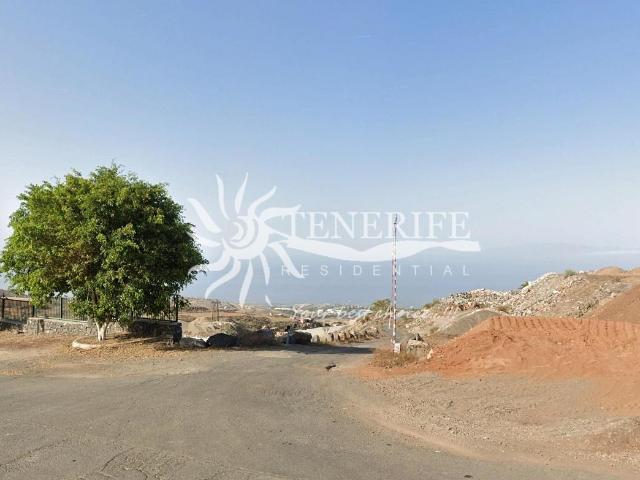 Terreno en venta en Guía de Isora, Canarias